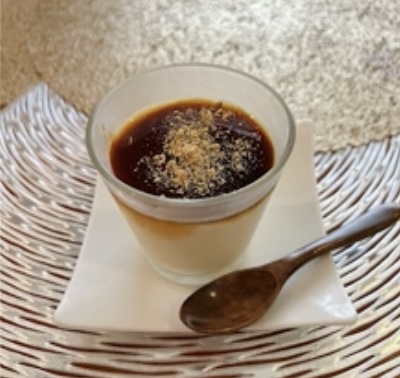 今回のレシピ動画で紹介する、たんぱく質たっぷり　豆乳プリンの写真画像になります。